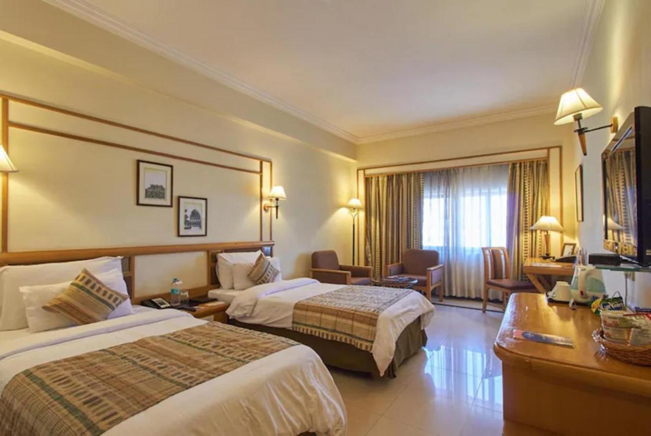 Aditya Hometel Hyderabad Exterior foto