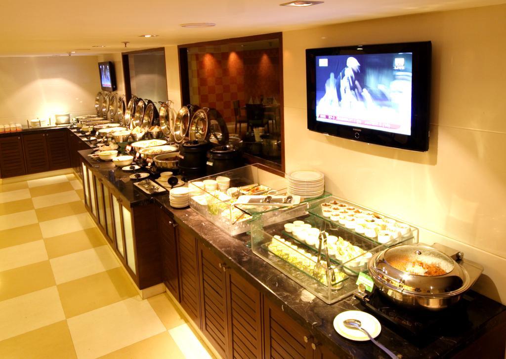 Aditya Hometel Hyderabad Exterior foto